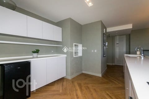 Image 39 - 272258